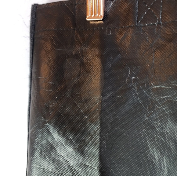 Lululemon Black Reusable Large Tote - Picture 2 of 5